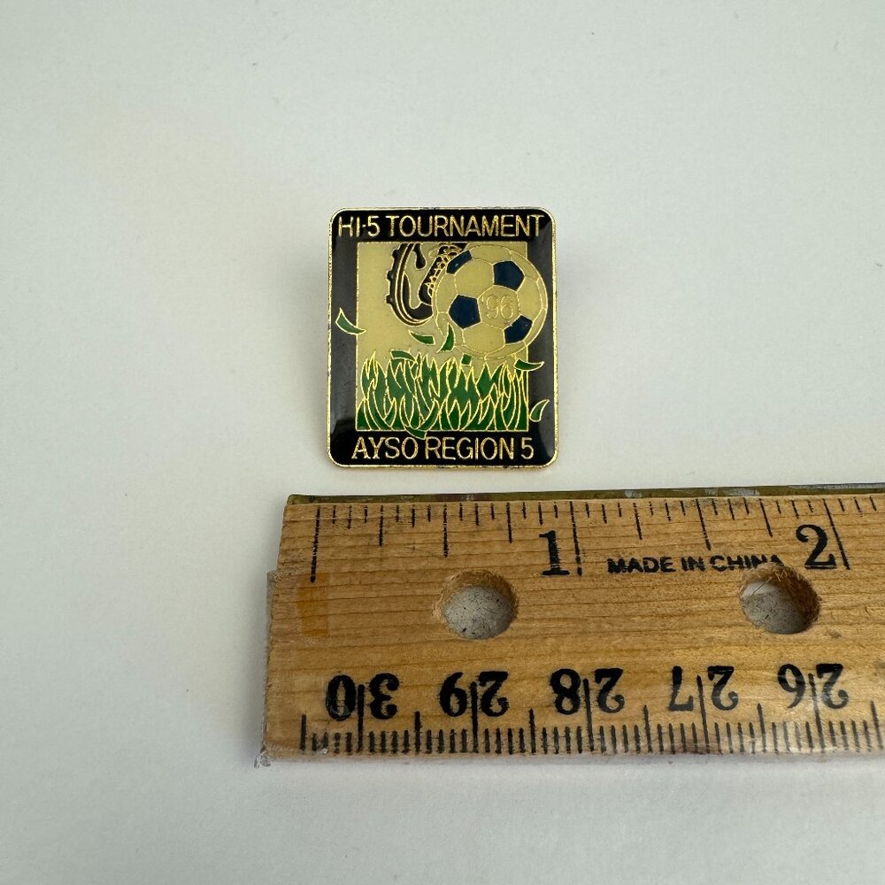 Vtg 1996 Soccer Enamel Pin Pinback Hi 5 Tournament‎ Ayso Region 5 Gold Accents